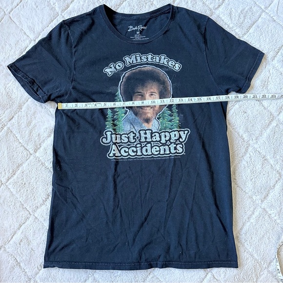 Bob Ross | "No Mistakes, Just Happy Accidents" Short Sleeve Tee | Size Medium - Picture 7 of 8